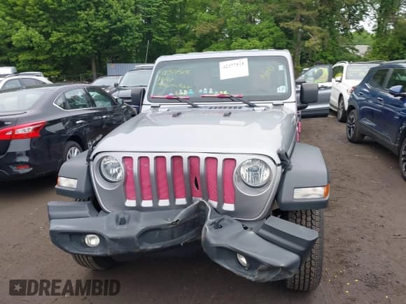 ✅ 2021 Jeep Wrangler Unlimited Willys • VIN: 1C4HJXDN8MW637302 • Lot: 42377515. Wystawiony na IAAI z przebiegiem 109 152 mil. Bezpłatny archiwum sprzedaży aukcyjnych z USA i szczegółowy raport historii pojazdu na DreamBid. Zdjęcie 12.