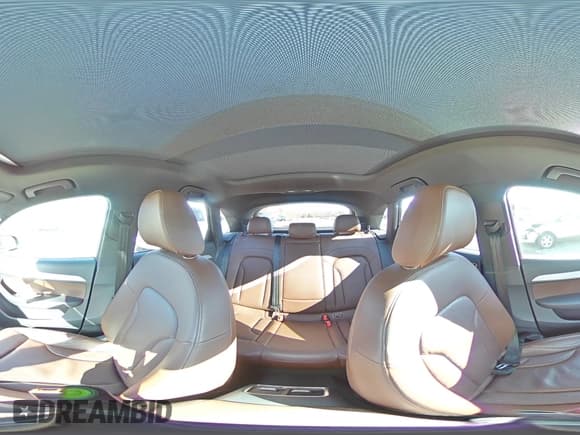 ✅ 2018 Audi Q3 Premium Plus • VIN: WA1JCCFS9JR027064 • Lot: 92930155. Listed on Copart with 28,535 mi. Free auction sales archive from the USA and detailed vehicle history report at DreamBid. Image 15.