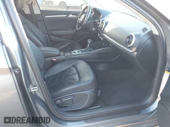 ✅ 2015 Audi A3 Premium • VIN: WAUAJGFF8F1067824 • Лот: 43786484. Опубликован ранее на IAAI с пробегом 118 096 миль. Бесплатный доступ к архиву аукционных продаж из США и подробный отчёт об истории автомобиля на DreamBid. Изображение 5.