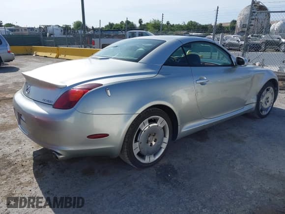 ✅ 2002 Lexus SC 430 • VIN: JTHFN48Y820003596 • Lot: 42259004. Listed on IAAI with 163,019 mi. Free auction sales archive from the USA and detailed vehicle history report at DreamBid. Image 4.