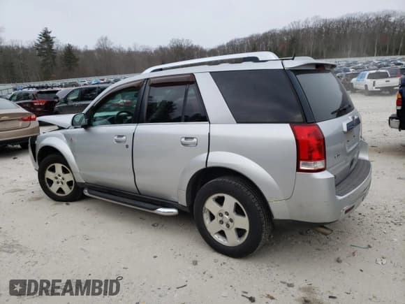 ✅ 2006 Saturn VUE • VIN: 5GZCZ53406S820797 • Lot: 86106804. Wystawiony na Copart z przebiegiem 105 770 mil. Bezpłatny archiwum sprzedaży aukcyjnych z USA i szczegółowy raport historii pojazdu na DreamBid. Zdjęcie 2.