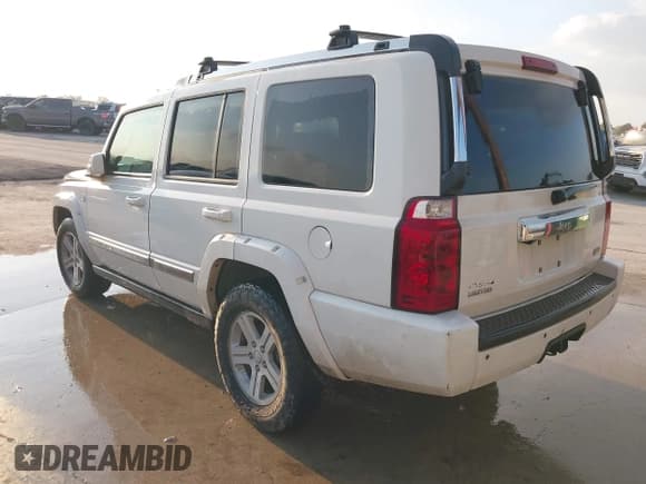 ✅ 2009 Jeep Commander Limited • VIN: 1J8HG58P59C554880 • Lot: 43638487. Listed on IAAI with 154,633 mi. Free auction sales archive from the USA and detailed vehicle history report at DreamBid. Image 3.