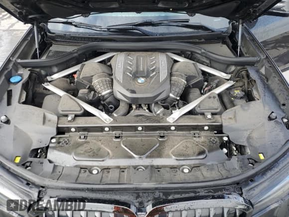 ✅ 2020 BMW X7 M50i • VIN: 5UXCX6C06LLE35777 • Lot: 63562765. Wystawiony na Copart z przebiegiem 56 288 mil. Bezpłatny archiwum sprzedaży aukcyjnych z USA i szczegółowy raport historii pojazdu na DreamBid. Zdjęcie 12.