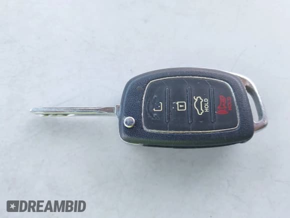 ✅ 2016 Hyundai Sonata Sport • VIN: 5NPE34AF9GH415712 • Лот: 43559456. Опубликован ранее на IAAI с пробегом 121 391 миль. Бесплатный доступ к архиву аукционных продаж из США и подробный отчёт об истории автомобиля на DreamBid. Изображение 11.