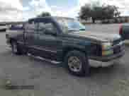 ✅ 2003 Chevrolet Silverado 1500 • VIN: 2GCEC19V031238862 • Lot: 72886864. Wystawiony na Copart z przebiegiem 335 703 mil mil. Skorzystaj z bezpłatnego archiwum sprzedaży aukcyjnych z USA i zobacz szczegółowy raport historii pojazdu na DreamBid. Zdjęcie 4.