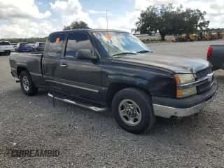 ✅ 2003 Chevrolet Silverado 1500 • VIN: 2GCEC19V031238862 • Lot: 72886864. Wystawiony na Copart z przebiegiem 335 703 mil mil. Skorzystaj z bezpłatnego archiwum sprzedaży aukcyjnych z USA i zobacz szczegółowy raport historii pojazdu na DreamBid. Zdjęcie 4.