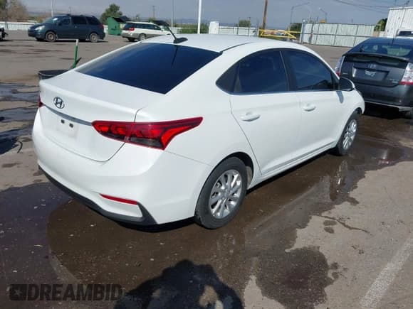 ✅ 2021 Hyundai Accent SE • VIN: 3KPC24A68ME150839 • Lot: 43412612. Listed on IAAI with 43,460 mi. Free auction sales archive from the USA and detailed vehicle history report at DreamBid. Image 4.