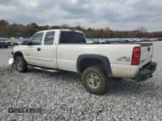 ✅ 2003 Chevrolet Silverado 2500HD LS • VIN: 1GCHK29G03E128139 • Lot: 77231524. Wystawiony na Copart z przebiegiem 160 026 mil. Bezpłatny archiwum sprzedaży aukcyjnych z USA i szczegółowy raport historii pojazdu na DreamBid. Zdjęcie 2.