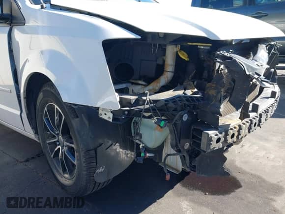 2017 Dodge Grand Caravan GT с VIN 2C4RDGEG0HR639328, выставлен на аукционе IAAI как лот 43469342 с пробегом 69 967 миль миль и . История ставок и продаж доступна на DreamBid. Изображение 18.