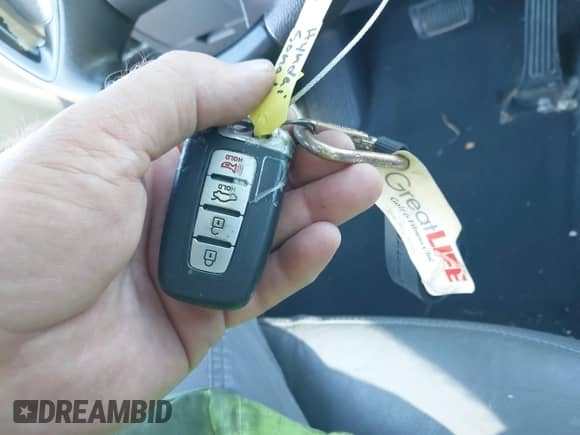 2012 Hyundai Sonata SE with VIN 5NPEC4AB8CH452970, listed as a IAAI auction lot 43304614 with 192,764 mi miles and . Bid and sale history available at DreamBid. Image 11.