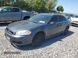 2010 Chevrolet Impala LS z VIN 2G1WA5EK1A1107748, wystawiony jako Copart lot #71270495 z przebiegiem 133 978 mil mil oraz Czysty tytuł • Clean title. Historia ofert i sprzedaży dostępna na DreamBid. Obrazek 1.