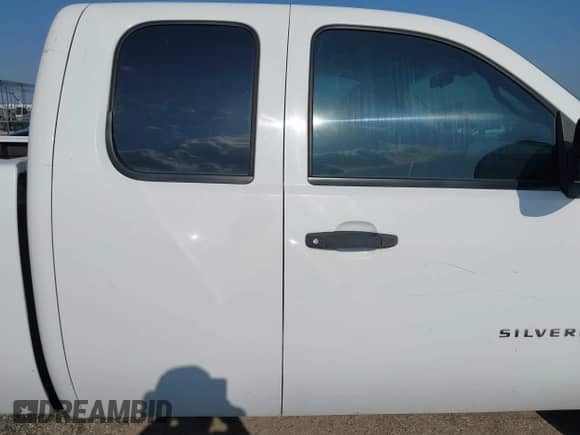 2012 Chevrolet Silverado 1500 Work Truck z VIN 1GCRCPEA9CZ295723, wystawiony jako IAAI lot #42378857 z przebiegiem 203 137 mil mil oraz . Historia ofert i sprzedaży dostępna na DreamBid. Obrazek 13.