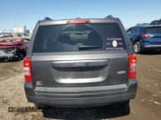 ✅ 2017 Jeep Patriot Latitude • VIN: 1C4NJPFB2HD182194 • Лот: 51352305. Опубликован ранее на Copart с пробегом 107 889 миль. Бесплатный доступ к архиву аукционных продаж из США и подробный отчёт об истории автомобиля на DreamBid. Изображение 6.
