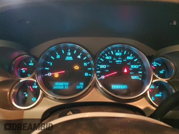 ✅ 2011 GMC Sierra 1500 • VIN: 1GTN2VEA5BZ112595 • Lot: 43603965. Wystawiony na Copart z przebiegiem 141 038 mil. Bezpłatny archiwum sprzedaży aukcyjnych z USA i szczegółowy raport historii pojazdu na DreamBid. Zdjęcie 9.