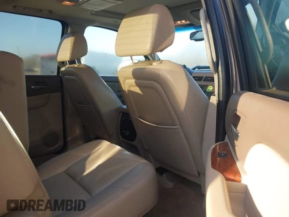 ✅ 2007 GMC Sierra 1500 • VIN: 2GTEK13Y071681590 • Лот: 41774691. Опубликован ранее на IAAI с пробегом 240 673 миль. Бесплатный доступ к архиву аукционных продаж из США и подробный отчёт об истории автомобиля на DreamBid. Изображение 8.
