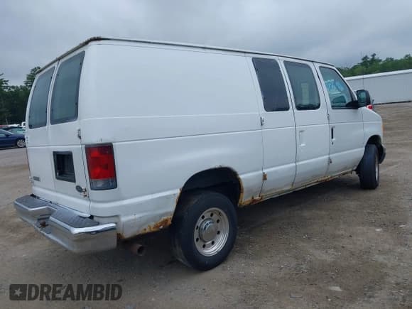 ✅ 2006 Ford Econoline Cargo • VIN: 1FTNE24L16HB43797 • Lot: 42557448. Listed on IAAI with 230,514 mi. Free auction sales archive from the USA and detailed vehicle history report at DreamBid. Image 4.