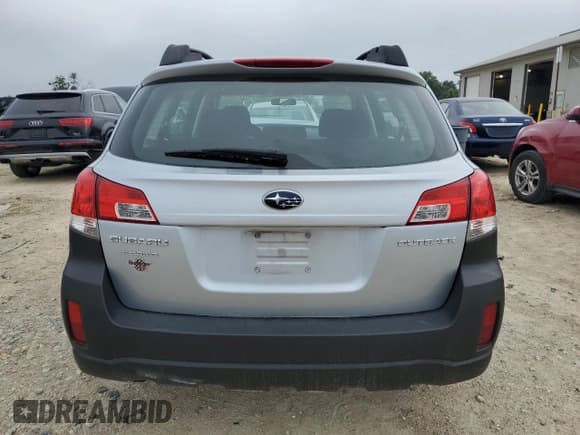 ✅ 2014 Subaru Outback 2.5i • VIN: 4S4BRCAC2E1304162 • Lot: 64791825. Wystawiony na Copart z przebiegiem 175 571 mil. Bezpłatny archiwum sprzedaży aukcyjnych z USA i szczegółowy raport historii pojazdu na DreamBid. Zdjęcie 6.