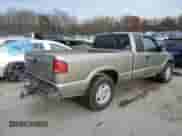 2003 Chevrolet S-10 LS с VIN 1GCDT19X238174351, выставлен на аукционе Copart как лот 79193044 с пробегом Не указан миль и Списание • Salvage title. История ставок и продаж доступна на DreamBid. Изображение 3.
