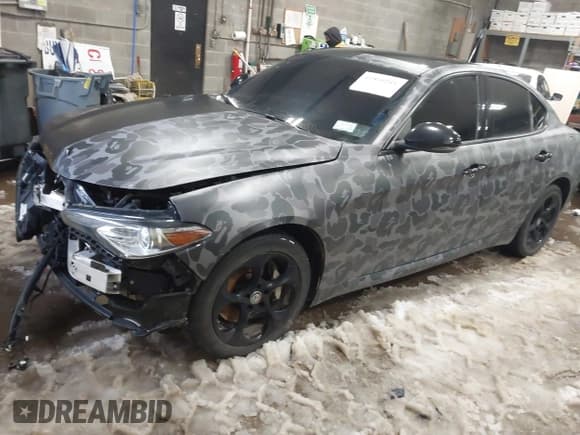 ✅ 2019 Alfa Romeo Giulia • VIN: ZARFANAN2K7612702 • Лот: 41590341. Опубликован ранее на IAAI с пробегом 88 571 миль. Бесплатный доступ к архиву аукционных продаж из США и подробный отчёт об истории автомобиля на DreamBid. Изображение 2.