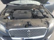 ✅ 2019 Lincoln MKZ Standard • VIN: 3LN6L5A98KR613493 • Lot: 92641985. Wystawiony na Copart z przebiegiem 75 410 mil. Bezpłatny archiwum sprzedaży aukcyjnych z USA i szczegółowy raport historii pojazdu na DreamBid. Zdjęcie 12.