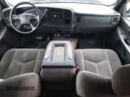 ✅ 2006 Chevrolet Silverado 1500 LT1 • VIN: 1GCEK19B46Z121774 • Лот: 79470264. Опубликован ранее на Copart с пробегом 314 077 миль. Бесплатный доступ к архиву аукционных продаж из США и подробный отчёт об истории автомобиля на DreamBid. Изображение 8.