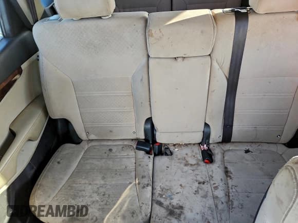 ✅ 2016 Kia Sorento LX • VIN: 5XYPG4A50GG035752 • Lot: 95625485. Listed on Copart with 145,307 mi. Free auction sales archive from the USA and detailed vehicle history report at DreamBid. Image 10.