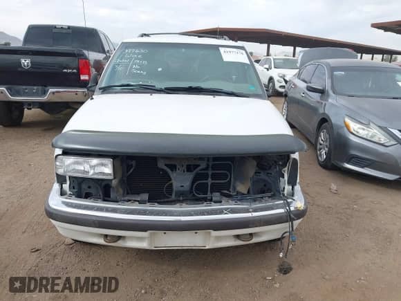 1998 Chevrolet Blazer LT with VIN 1GNDT13W7W2185943, listed as a IAAI auction lot 41977178 with 104,235 mi miles and . Bid and sale history available at DreamBid. Image 6.