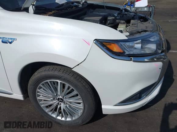 2019 Mitsubishi Outlander SEL с VIN JA4J24A57KZ049706, выставлен на аукционе IAAI как лот 41500699 с пробегом 160 280 миль миль и . История ставок и продаж доступна на DreamBid. Изображение 18.