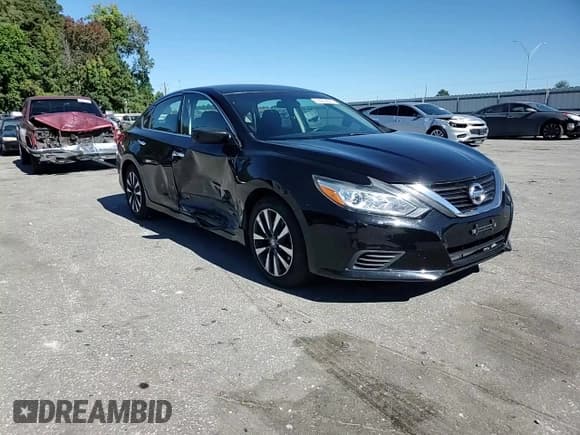 ✅ 2017 Nissan Altima S • VIN: 1N4AL3AP1HC140700 • Lot: 82469895. Wystawiony na Copart z przebiegiem 169 705 mil. Bezpłatny archiwum sprzedaży aukcyjnych z USA i szczegółowy raport historii pojazdu na DreamBid. Zdjęcie 13.