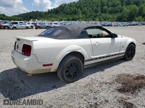✅ 2009 Ford Mustang • VIN: 1ZVHT84N495114613 • Lot: 64277155. Listed on Copart with 152,907 mi. Free auction sales archive from the USA and detailed vehicle history report at DreamBid. Image 3.