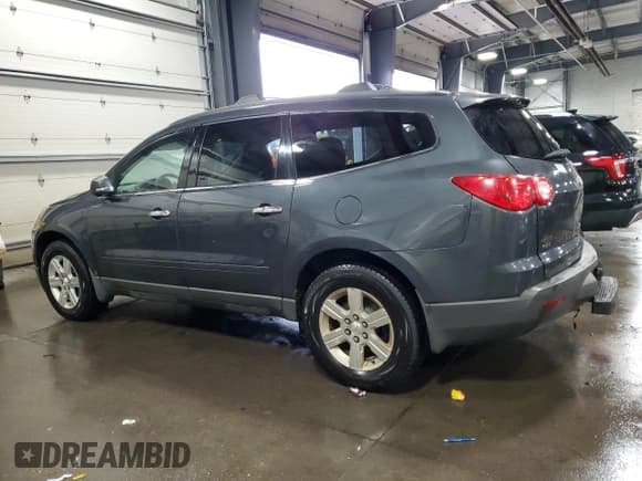✅ 2011 Chevrolet Traverse 1LT • VIN: 1GNKVGED8BJ126125 • Lot: 86654225. Wystawiony na Copart z przebiegiem 186 520 mil. Bezpłatny archiwum sprzedaży aukcyjnych z USA i szczegółowy raport historii pojazdu na DreamBid. Zdjęcie 2.