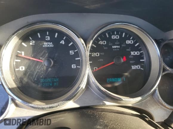 ✅ 2007 Chevrolet Silverado 2500HD Work Truck • VIN: 1GCHC24K17E515698 • Лот: 44926895. Опубликован ранее на Copart с пробегом 312 974 миль. Бесплатный доступ к архиву аукционных продаж из США и подробный отчёт об истории автомобиля на DreamBid. Изображение 9.