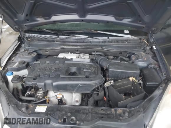 ✅ 2008 Hyundai Accent GLS • VIN: KMHCN46C18U221758 • Лот: 42344425. Опубликован ранее на IAAI с пробегом 189 878 миль. Бесплатный доступ к архиву аукционных продаж из США и подробный отчёт об истории автомобиля на DreamBid. Изображение 10.