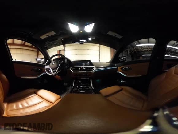 2020 BMW 3 Series 330i xDrive с VIN WBA5R7C01LFH45079, выставлен на аукционе IAAI как лот 41547337 с пробегом 67 621 миль миль и . История ставок и продаж доступна на DreamBid. Изображение 18.