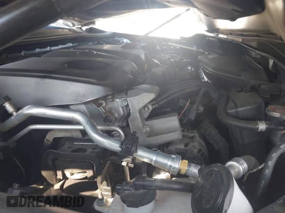 2020 Toyota Camry SE with VIN 4T1G11AK9LU342783, listed as a IAAI auction lot 43004819 with 125,475 mi miles and . Bid and sale history available at DreamBid. Image 10.