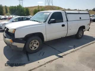 2004 Chevrolet Silverado 1500 Work Truck z VIN 1GCEK14X74Z200839, wystawiony jako Copart lot #66188275 z przebiegiem 276 160 mil mil oraz Szkoda całkowita • Salvage title. Historia ofert i sprzedaży dostępna na DreamBid. Obrazek 1.