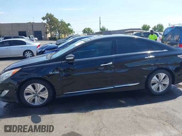 ✅ 2013 Hyundai Sonata • VIN: KMHEC4A49DA069478 • Lot: 43094098. Listed on IAAI with 139,346 mi. Free auction sales archive from the USA and detailed vehicle history report at DreamBid. Image 6.