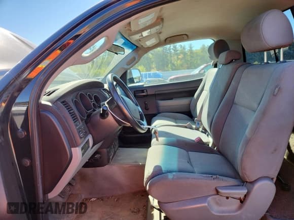 ✅ 2007 Toyota Tundra • VIN: 5TFLU52187X005324 • Lot: 84544075. Listed on Copart with 103,245 mi. Free auction sales archive from the USA and detailed vehicle history report at DreamBid. Image 7.