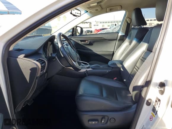 ✅ 2016 Lexus NX 200t • VIN: JTJYARBZ4G2036270 • Lot: 86549605. Wystawiony na Copart z przebiegiem 67 201 mil. Bezpłatny archiwum sprzedaży aukcyjnych z USA i szczegółowy raport historii pojazdu na DreamBid. Zdjęcie 7.