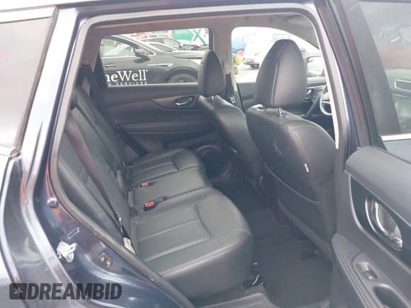 ✅ 2014 Nissan Rogue S • VIN: 5N1AT2MV5EC766885 • Lot: 42522903. Listed on IAAI with 105,607 mi. Free auction sales archive from the USA and detailed vehicle history report at DreamBid. Image 8.