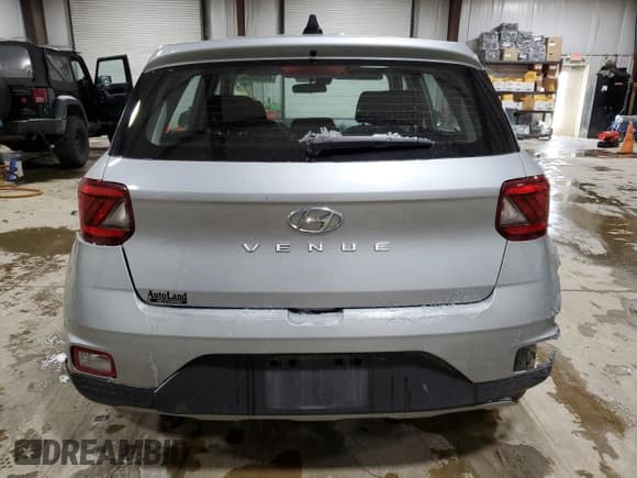 ✅ 2021 Hyundai Venue SE • VIN: KMHRB8A35MU104843 • Lot: 45594945. Listed on Copart with 80,894 mi. Free auction sales archive from the USA and detailed vehicle history report at DreamBid. Image 6.