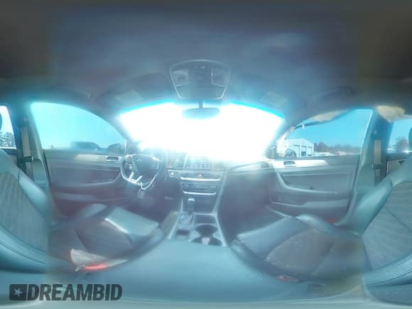 ✅ 2018 Hyundai Sonata Sport Plus • VIN: 5NPE34AF1JH677912 • Lot: 81414115. Wystawiony na Copart z przebiegiem 112 333 mil. Bezpłatny archiwum sprzedaży aukcyjnych z USA i szczegółowy raport historii pojazdu na DreamBid. Zdjęcie 14.