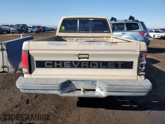 ✅ 1993 Chevrolet S-10 X96 • VIN: 1GCCS14R7P8108150 • Лот: 42836785. Опубликован ранее на Copart с пробегом 216 836 миль. Бесплатный доступ к архиву аукционных продаж из США и подробный отчёт об истории автомобиля на DreamBid. Изображение 6.