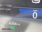 ✅ 2024 Volkswagen Taos S • VIN: 3VV8X7B26RM058437 • Lot: 42441583. Wystawiony na IAAI z przebiegiem 4 306 mil. Bezpłatny archiwum sprzedaży aukcyjnych z USA i szczegółowy raport historii pojazdu na DreamBid. Zdjęcie 16.