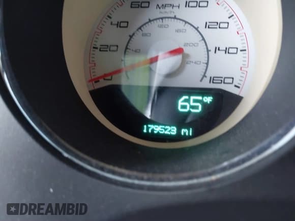 ✅ 2012 Dodge Challenger R/T Plus • VIN: 2C3CDYBT2CH292987 • Lot: 41484399. Wystawiony na IAAI z przebiegiem 179 523 mil. Bezpłatny archiwum sprzedaży aukcyjnych z USA i szczegółowy raport historii pojazdu na DreamBid. Zdjęcie 7.