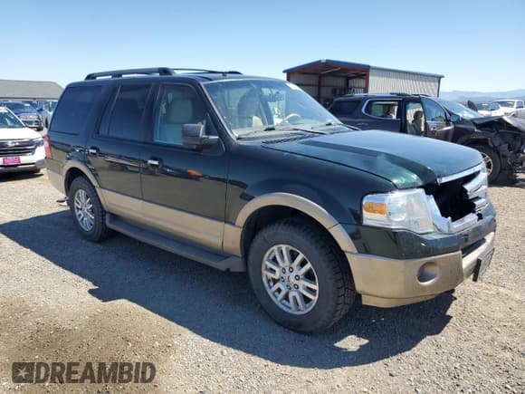 ✅ 2013 Ford Expedition XLT • VIN: 1FMJU1J57DEF33590 • Lot: 62875495. Listed on Copart with 142,429 mi. Free auction sales archive from the USA and detailed vehicle history report at DreamBid. Image 4.