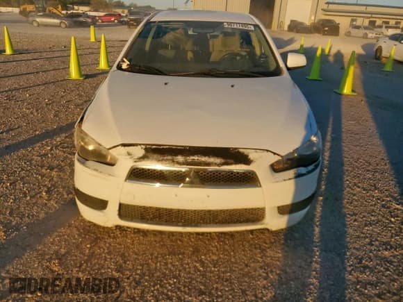 ✅ 2012 Mitsubishi Lancer ES • VIN: JA32U2FU5CU032084 • Lot: 90717495. Wystawiony na Copart z przebiegiem 233 611 mil. Bezpłatny archiwum sprzedaży aukcyjnych z USA i szczegółowy raport historii pojazdu na DreamBid. Zdjęcie 5.