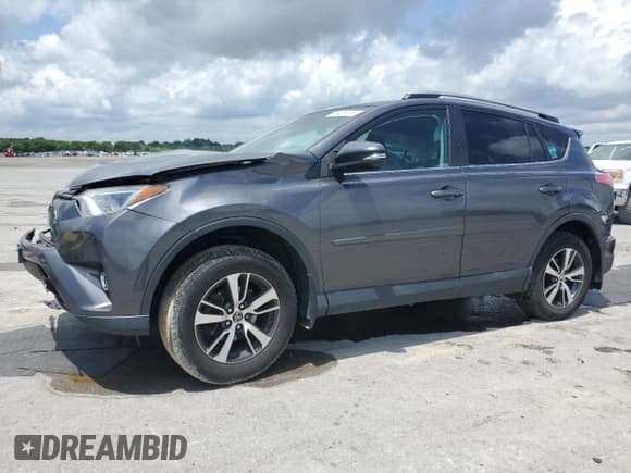 ✅ 2018 Toyota RAV4 XLE • VIN: 2T3RFREVXJW734950 • Lot: 58436135. Wystawiony na Copart z przebiegiem 98 518 mil. Bezpłatny archiwum sprzedaży aukcyjnych z USA i szczegółowy raport historii pojazdu na DreamBid. Zdjęcie 1.