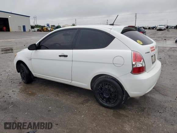 ✅ 2009 Hyundai Accent GS • VIN: KMHCM36C99U111748 • Лот: 70149925. Опубликован ранее на Copart с пробегом 144 555 миль. Бесплатный доступ к архиву аукционных продаж из США и подробный отчёт об истории автомобиля на DreamBid. Изображение 2.