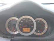 ✅ 2008 Toyota RAV4 Sport • VIN: JTMBK32V185050434 • Лот: 43626317. Опубликован ранее на IAAI с пробегом 241 635 миль. Бесплатный доступ к архиву аукционных продаж из США и подробный отчёт об истории автомобиля на DreamBid. Изображение 7.